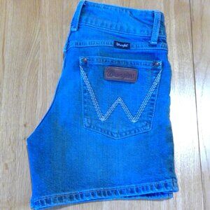 Wrangler Jean Shorts, size 3, 5" inseam